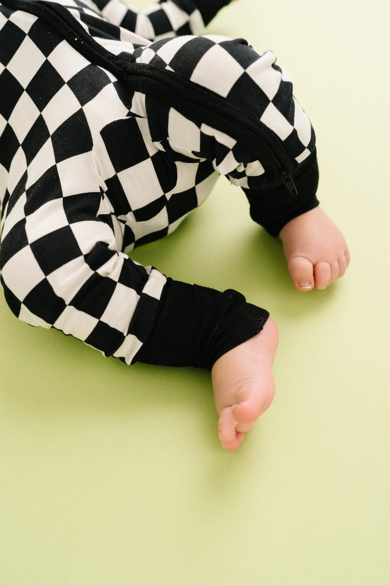 Black & White Checkers