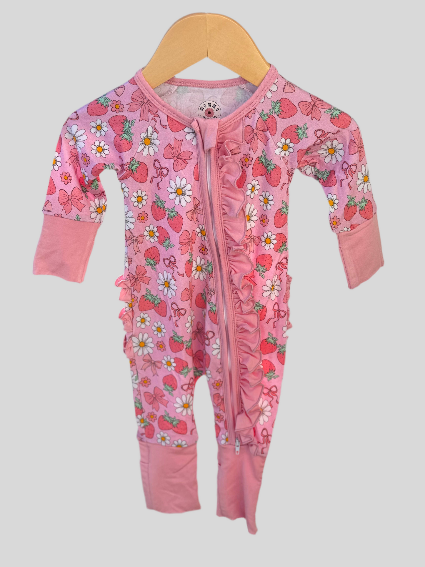 Strawberry & Bows Bamboo